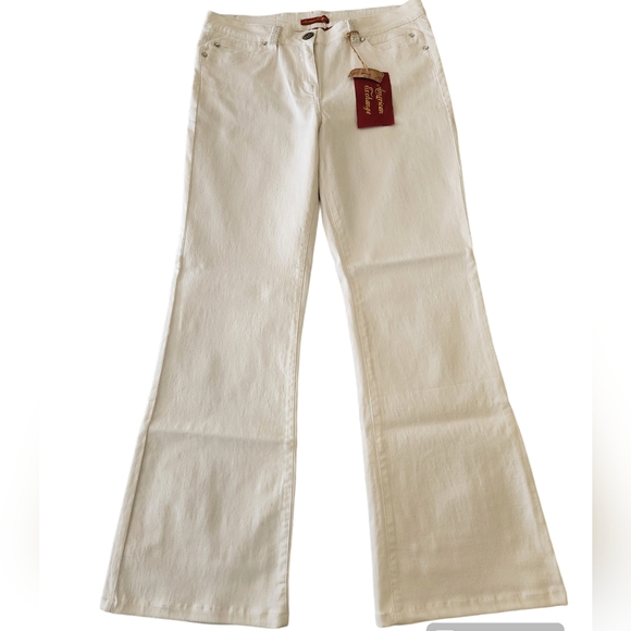 American Exchange Pants - White Rhinestone Flare Jeans Size 32 American Exchange